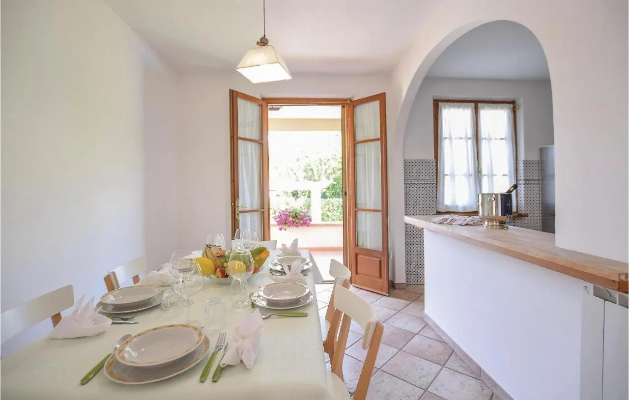 3 Bedroom Nice Home In Camaiore Holiday home